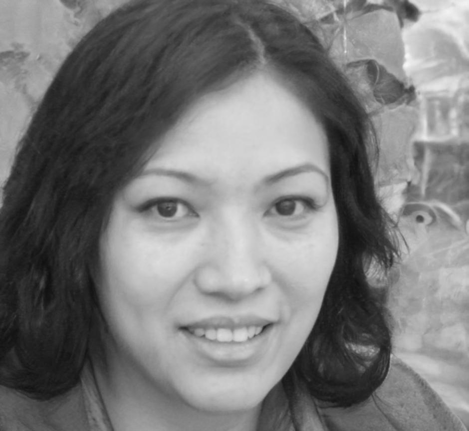 Helena Virtanen, instructora de análisis financiero